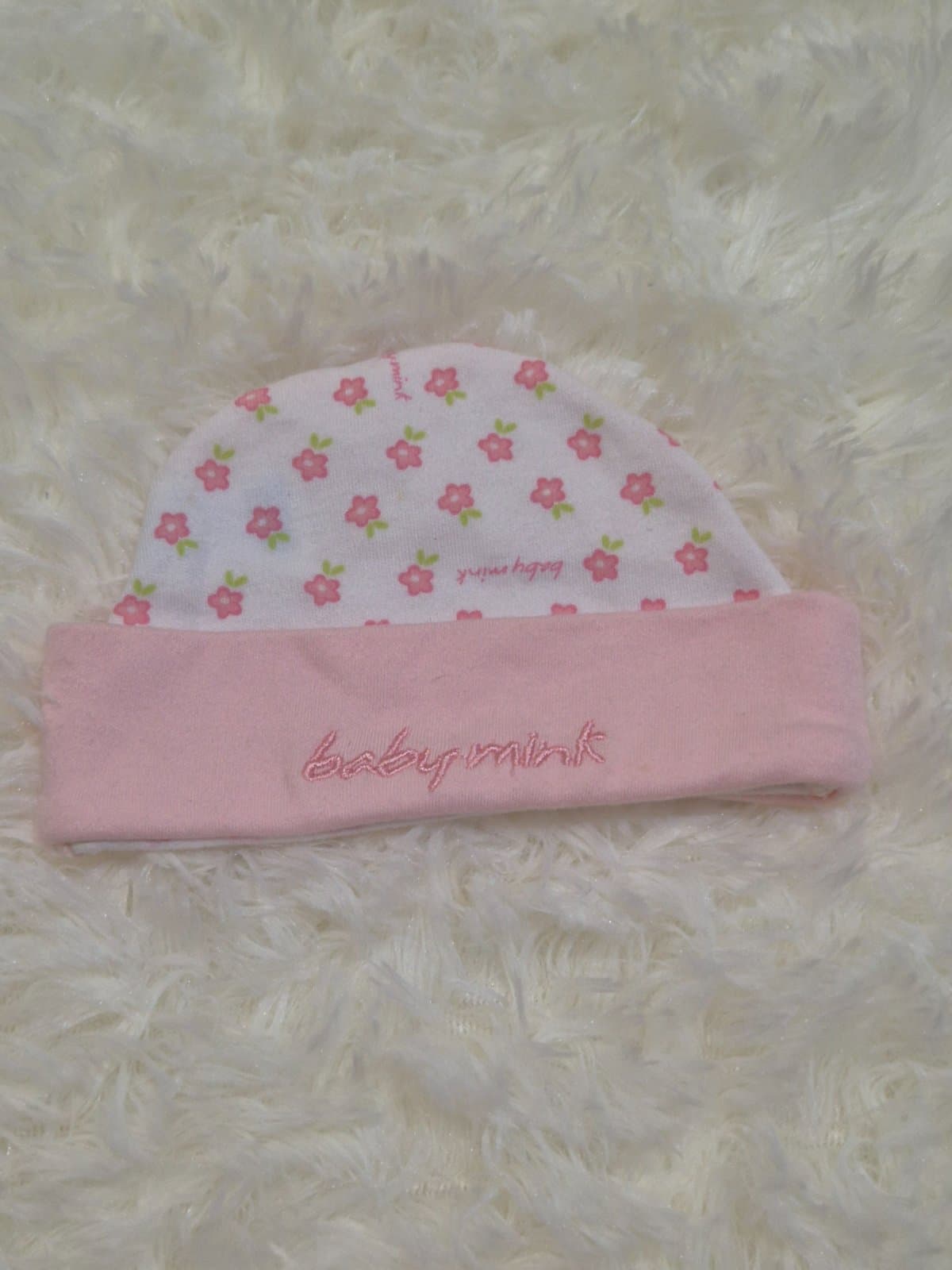 Gorrito Baby Mink floral rosa